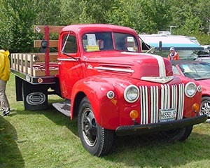 an antique truck at the New England Car Auction